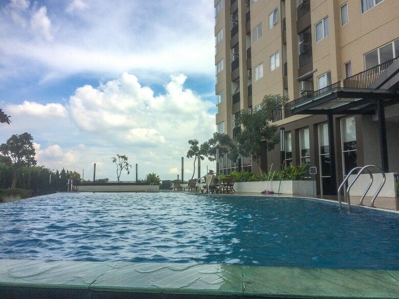 Enjoy Studio Room The Oasis Apartment At Lippo Cikarang
