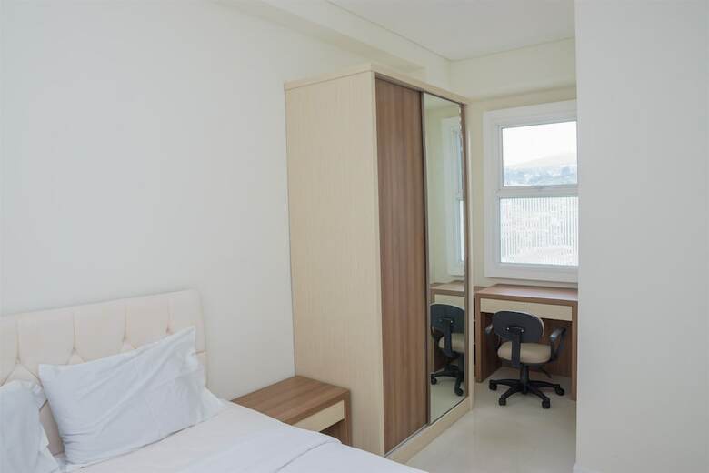 Pleasant 2br Apartment At Parahyangan Residence