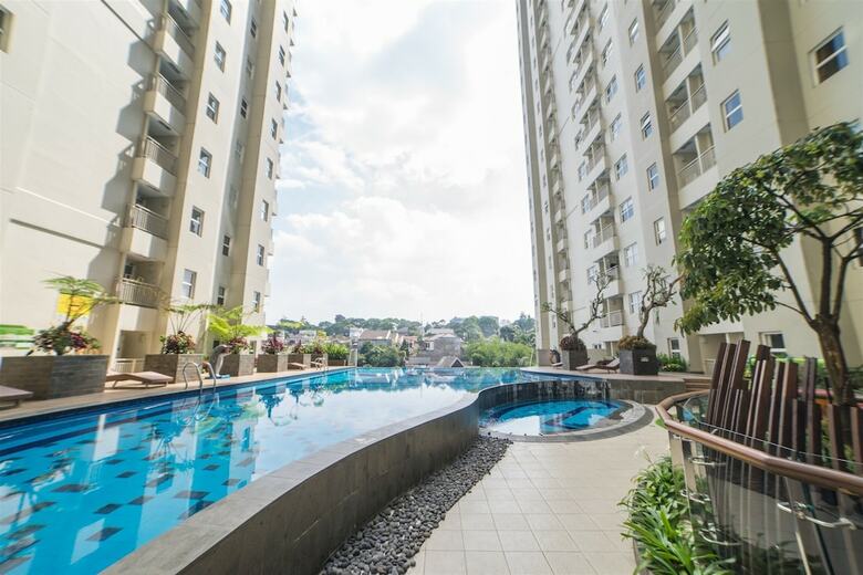 Pleasant 2br Apartment At Parahyangan Residence