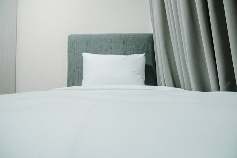 2br Deluxe And Modern Menteng Park Apartment