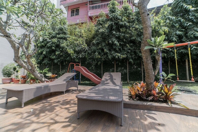 2br Galeri Ciumbuleuit Apartment With Private Bathtub