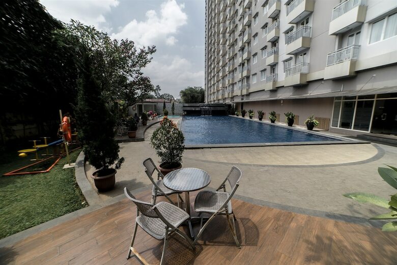 2br Galeri Ciumbuleuit Apartment With Private Bathtub