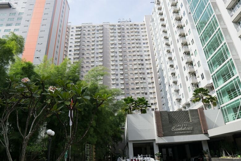 2br Galeri Ciumbuleuit Apartment With Private Bathtub