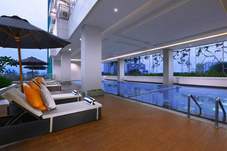 1br Apartment With Sofa Bed At The H Residence