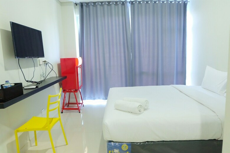 Best Studio Puri Mansion Apartment