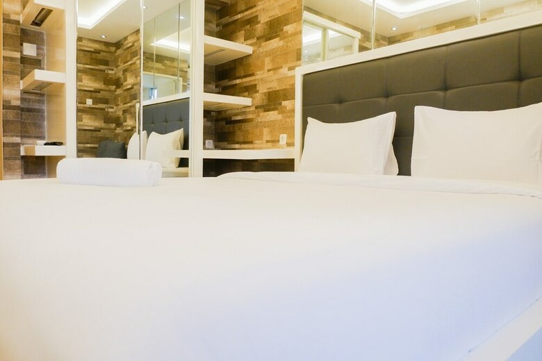Minimalist Comfy Studio Apartment At Educity Pakuwon