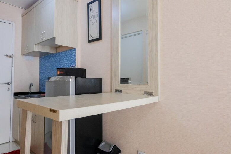 Simply Studio Room Tamansari Skylounge Apartment