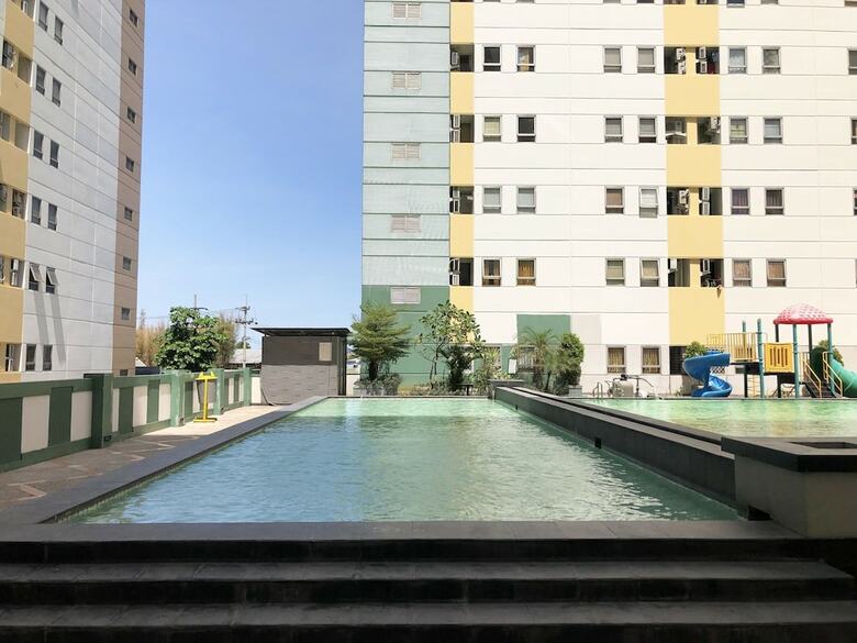 Modern 2br Apartment At Puncak Permai