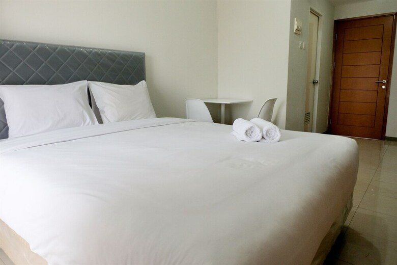 Cozy & Comfy Studio Gading Greenhill Apartment