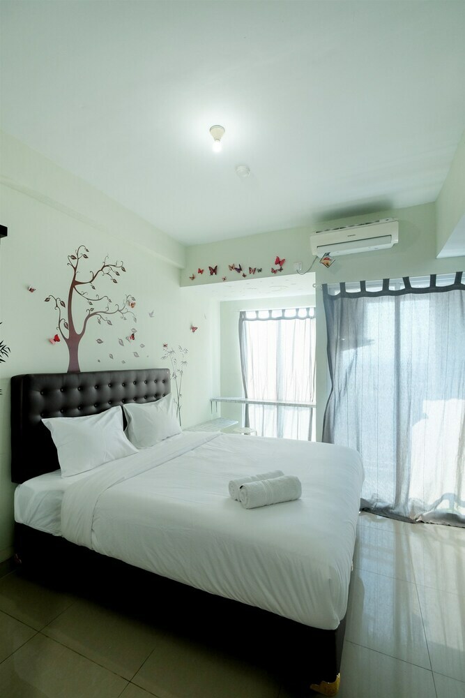 Homey Studio @ Grand Dhika City Apartment