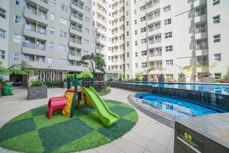 Relaxing 2br Apartment At Parahyangan Residence