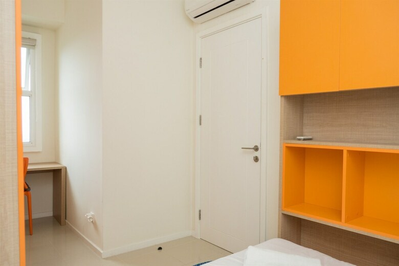 Elegant 2br Apartment At Parahyangan Residence