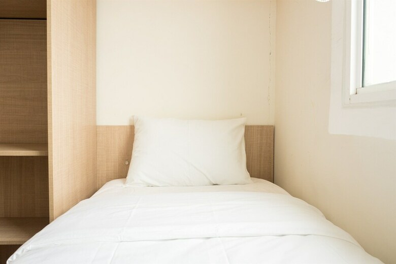 Elegant 2br Apartment At Parahyangan Residence