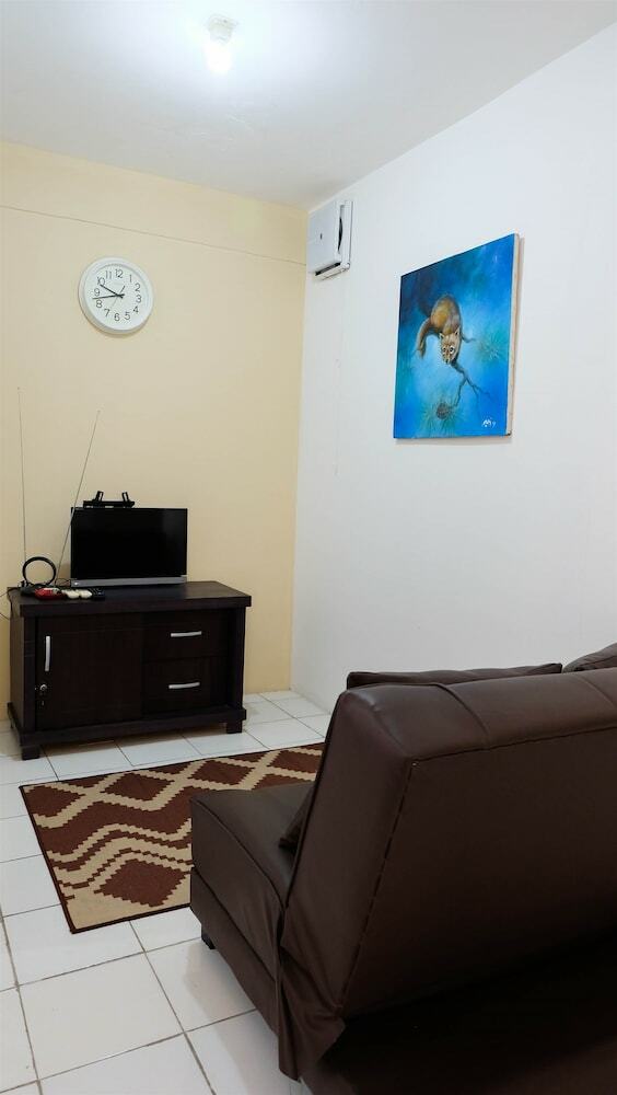 Simply Minimalist 2br Pancoran Riverside Apartment