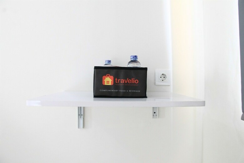 Furnished Studio Apartment @ The Springlake Summarecon