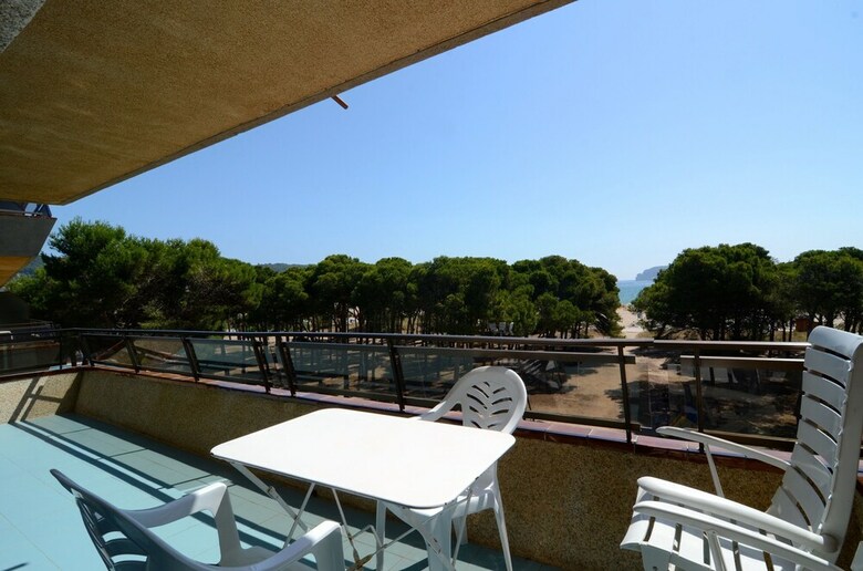 Apartamento La Pineda I 19 3-6