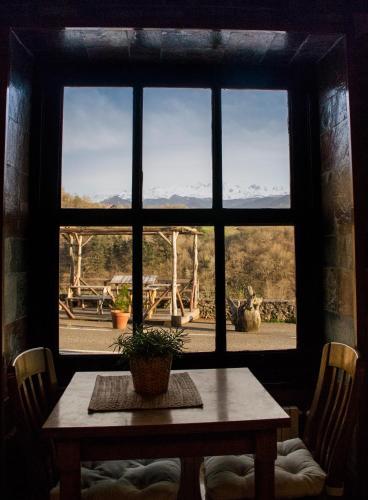 Hotel Monta�as De Covadonga