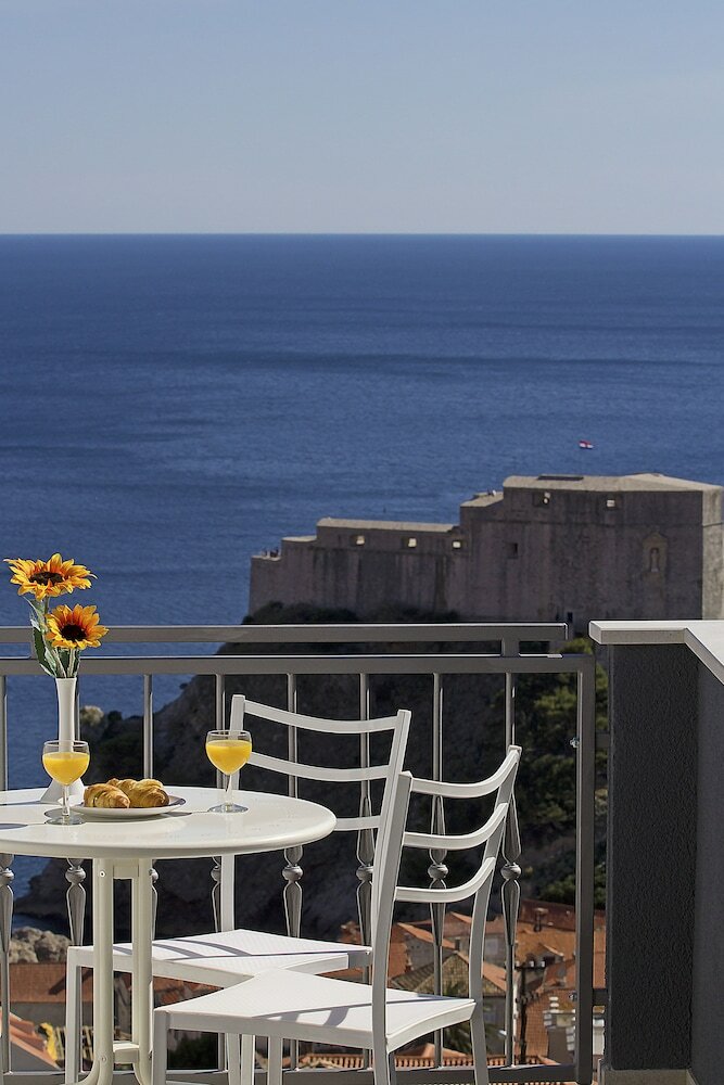 Apartamentos Villa Ragusa Palace-placa