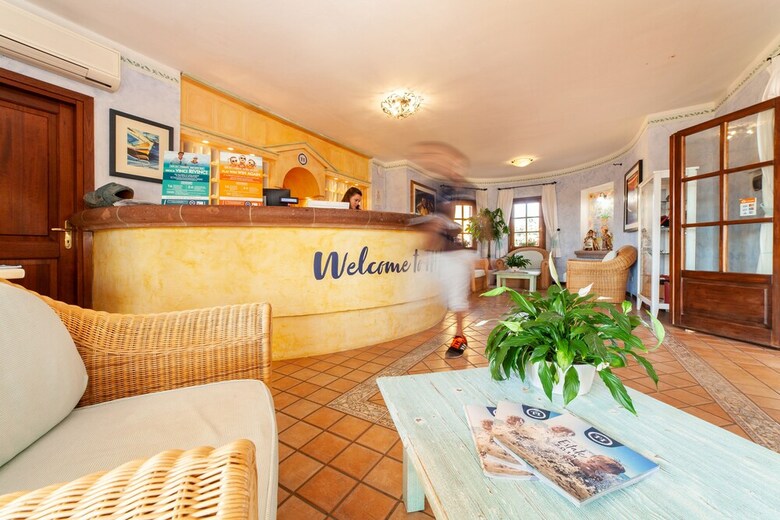 Posada Th San Teodoro | Liscia Eldi Village