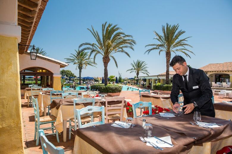 Posada Th San Teodoro | Liscia Eldi Village