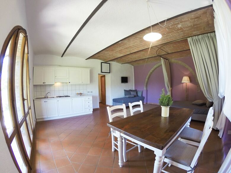 Agroturismo Boschi Di Montecalvi