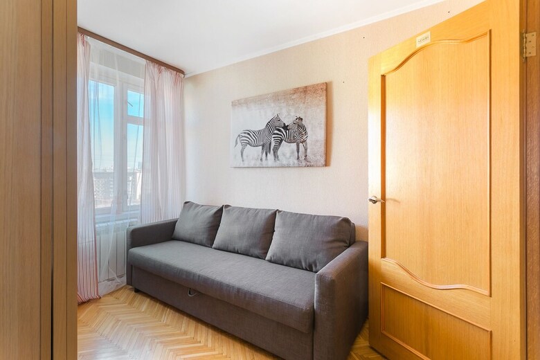 Apartment On Peschanaya 6
