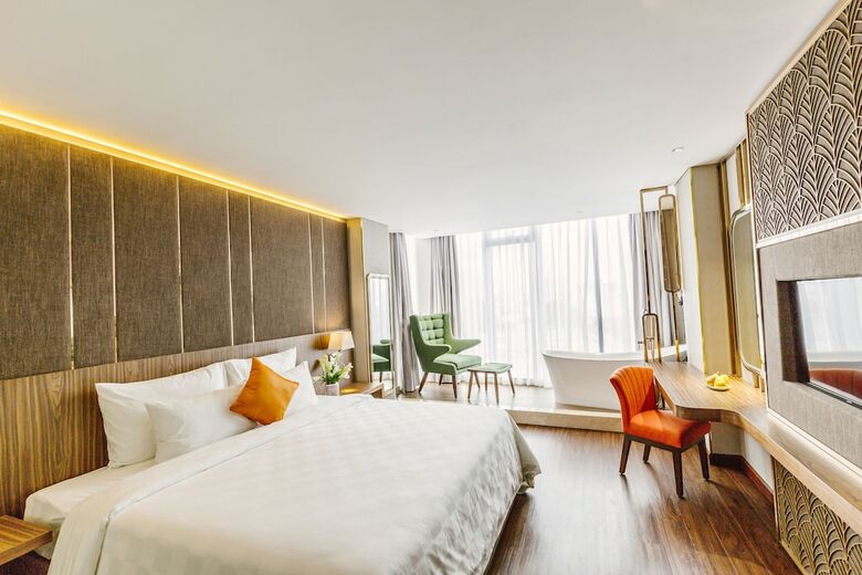 Hotel Winsuites Saigon