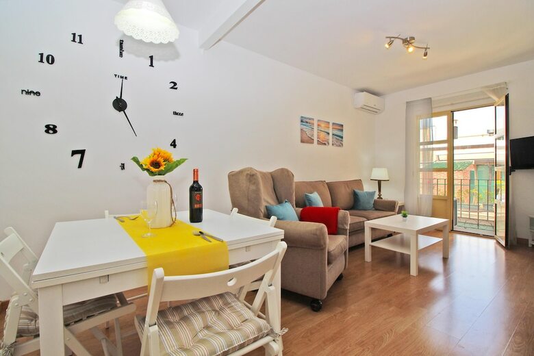 Apartamentos Del Parque Flats Molina Larios