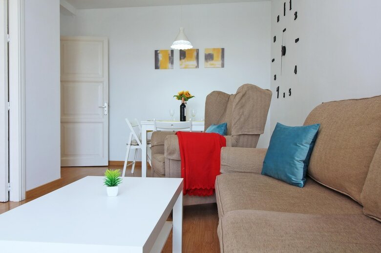 Apartamentos Del Parque Flats Molina Larios