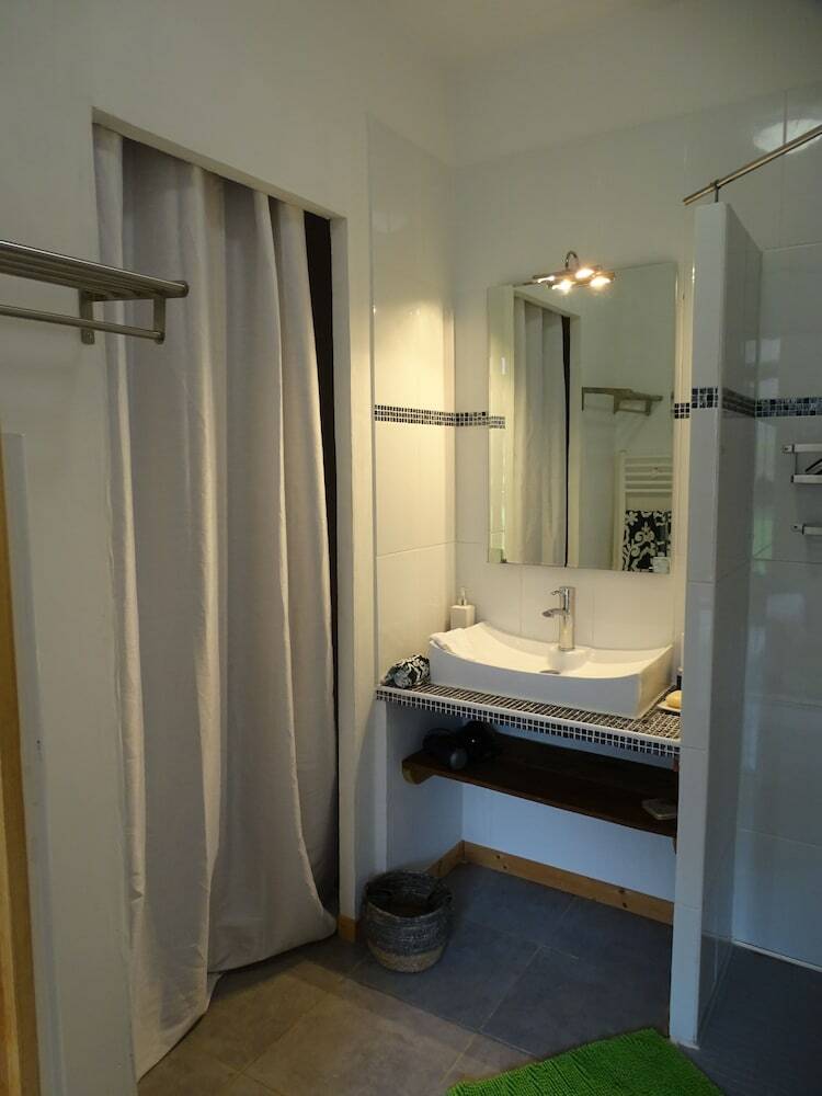 Hotel G�te Ti Liv Haut En Couleurs