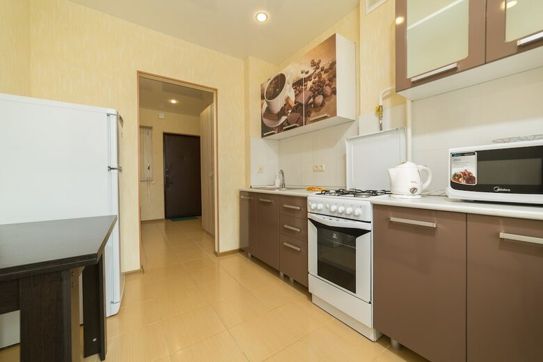 Apartment On Bratyev Zhabrovykh 3