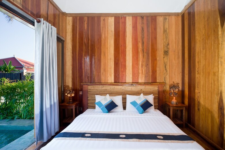 Hotel Authentic Khmer Village Resort