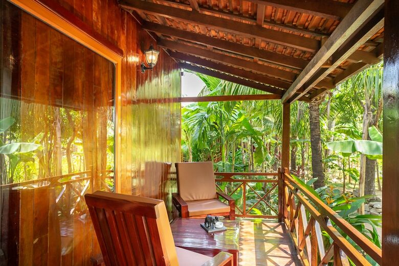 Hotel Authentic Khmer Village Resort