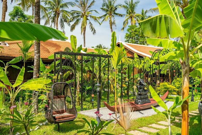 Hotel Authentic Khmer Village Resort