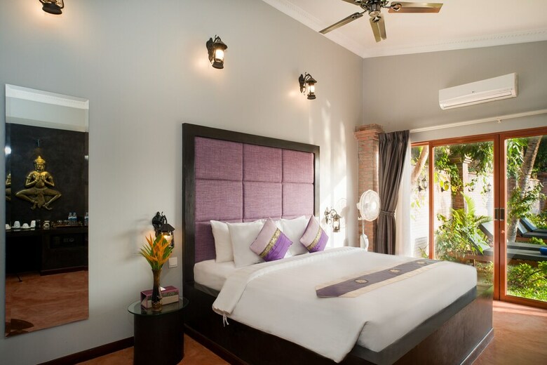 Hotel Authentic Khmer Village Resort