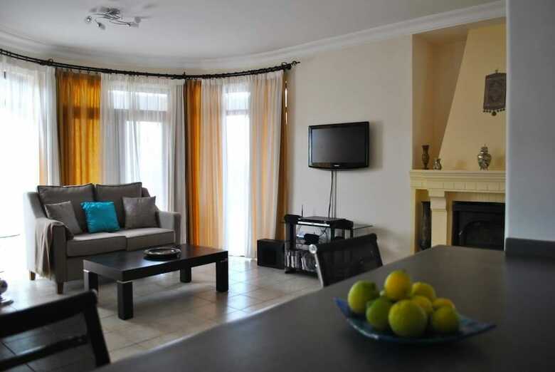 Villa Paradisia By Amy Villas