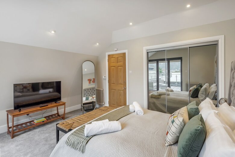 Superior Stays Luxury Apartments - Bath City Centre