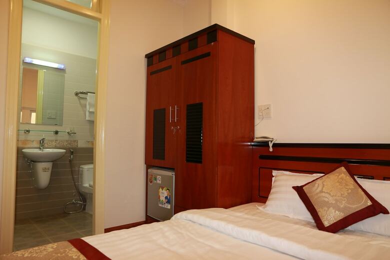 Khach San Da Lat Dang Uyen Hotel