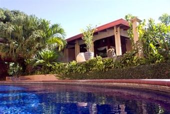 La Riviera Hotel