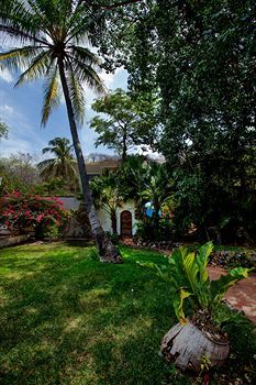 Hotel Villa Casa Blanca