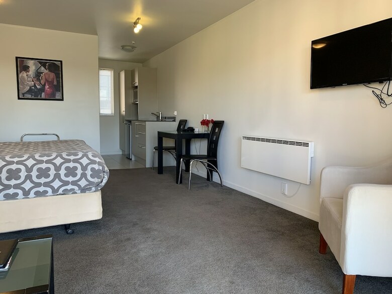Salerno Motel Apartments