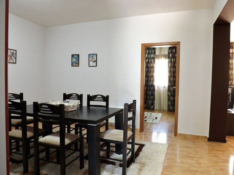 Center Budva Holiday Home