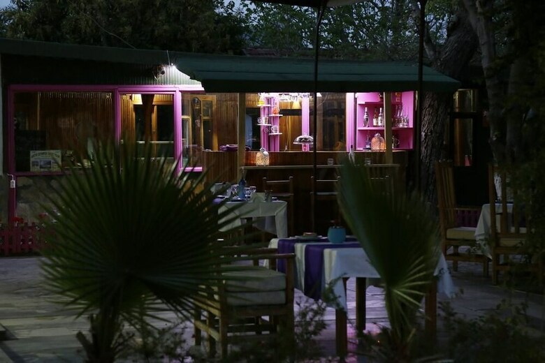 Hotel Esralina Pension
