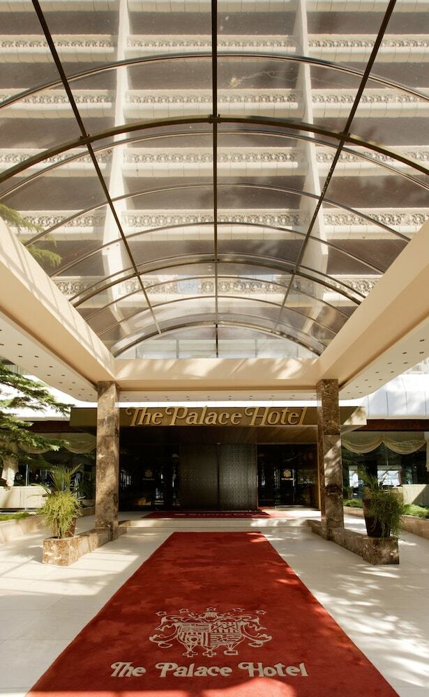 Palace Hotel-all Inclusive In Sunny Day Resort