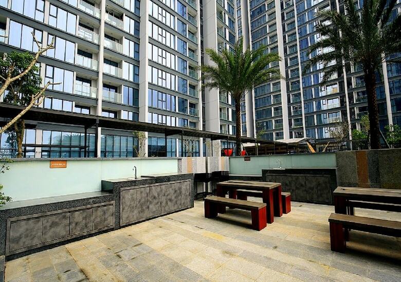 Sweet Apartment In Vinhomes Metropolis