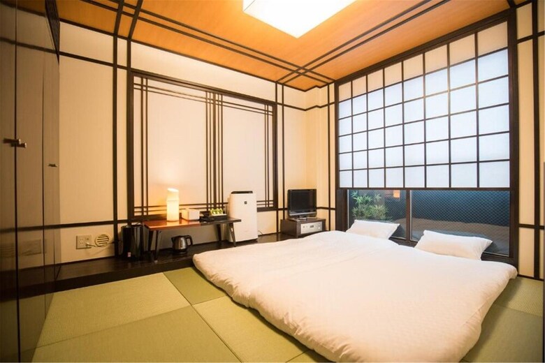 Floral Hotel � Nihonbashi Osaka