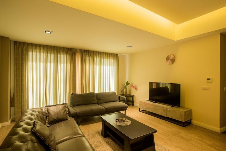Apartamentos Accra Fine Suites