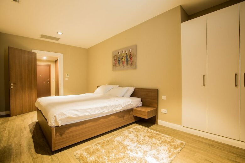 Apartamentos Accra Fine Suites