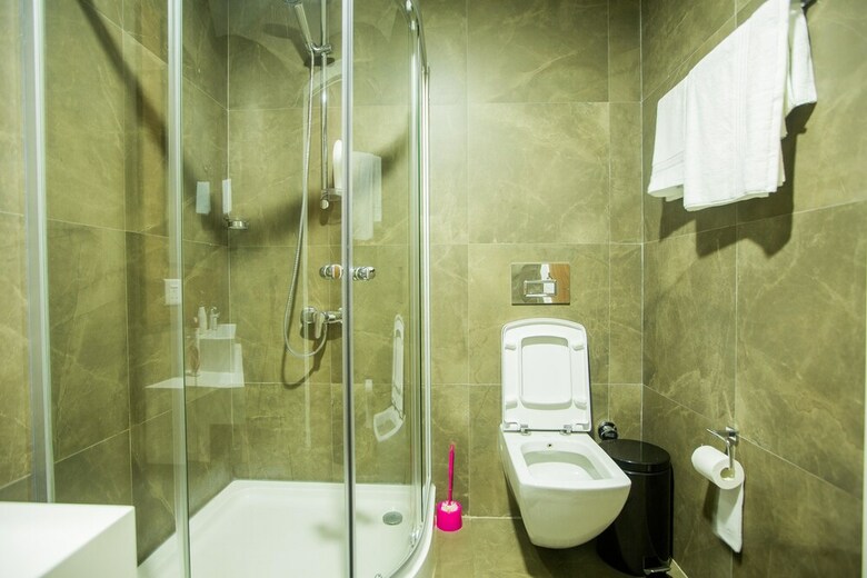 Apartamentos Accra Fine Suites