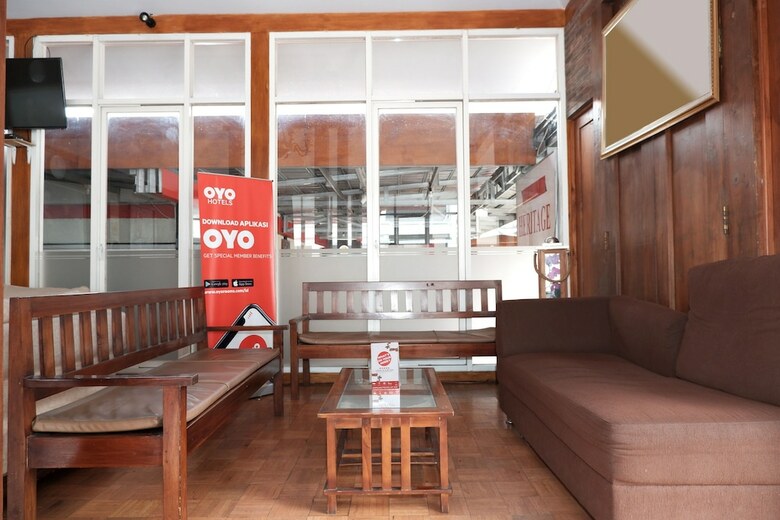 Oyo 574 Heritage Hotel Boyolali